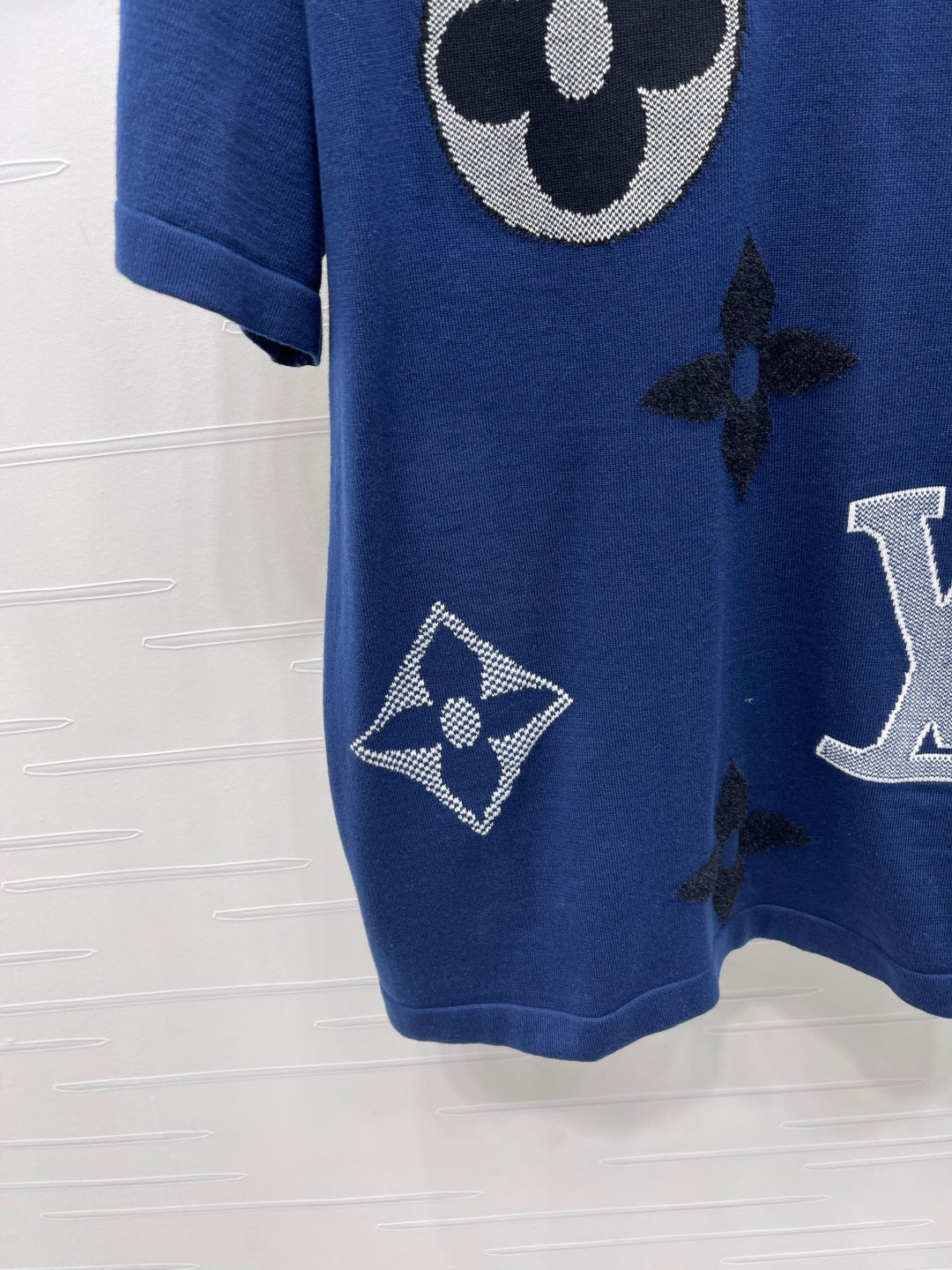 LV 25S SHORT-SLEEVE CREW NECK SWEATER 0090