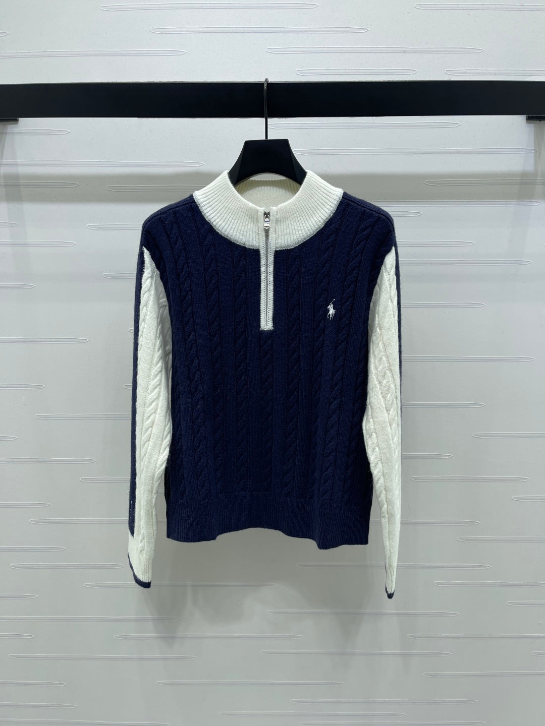 RALPH LAUREN SWEATER STYLE 401