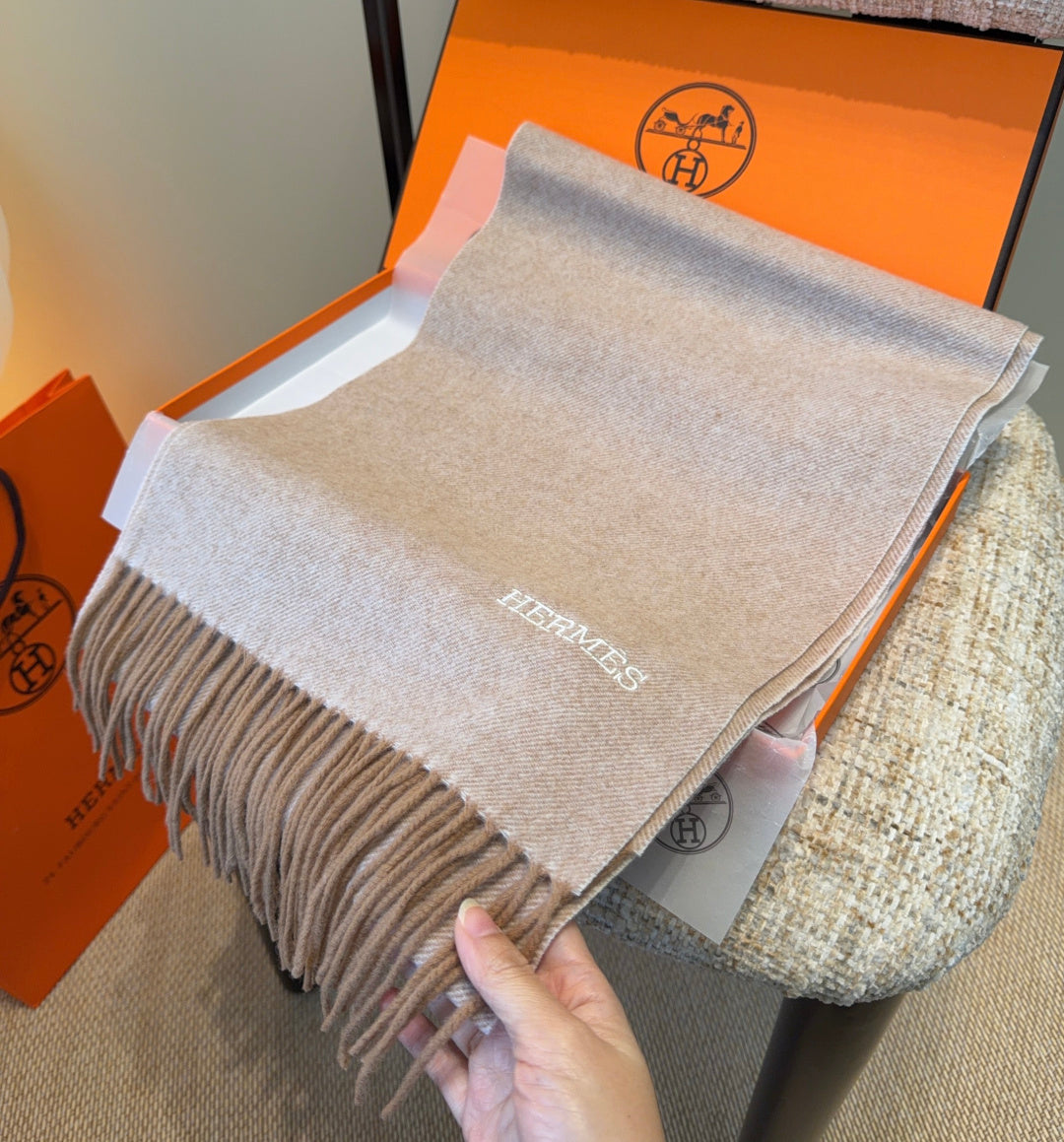 HERMES 25S SCARF 190 IN CASHMERE 987692