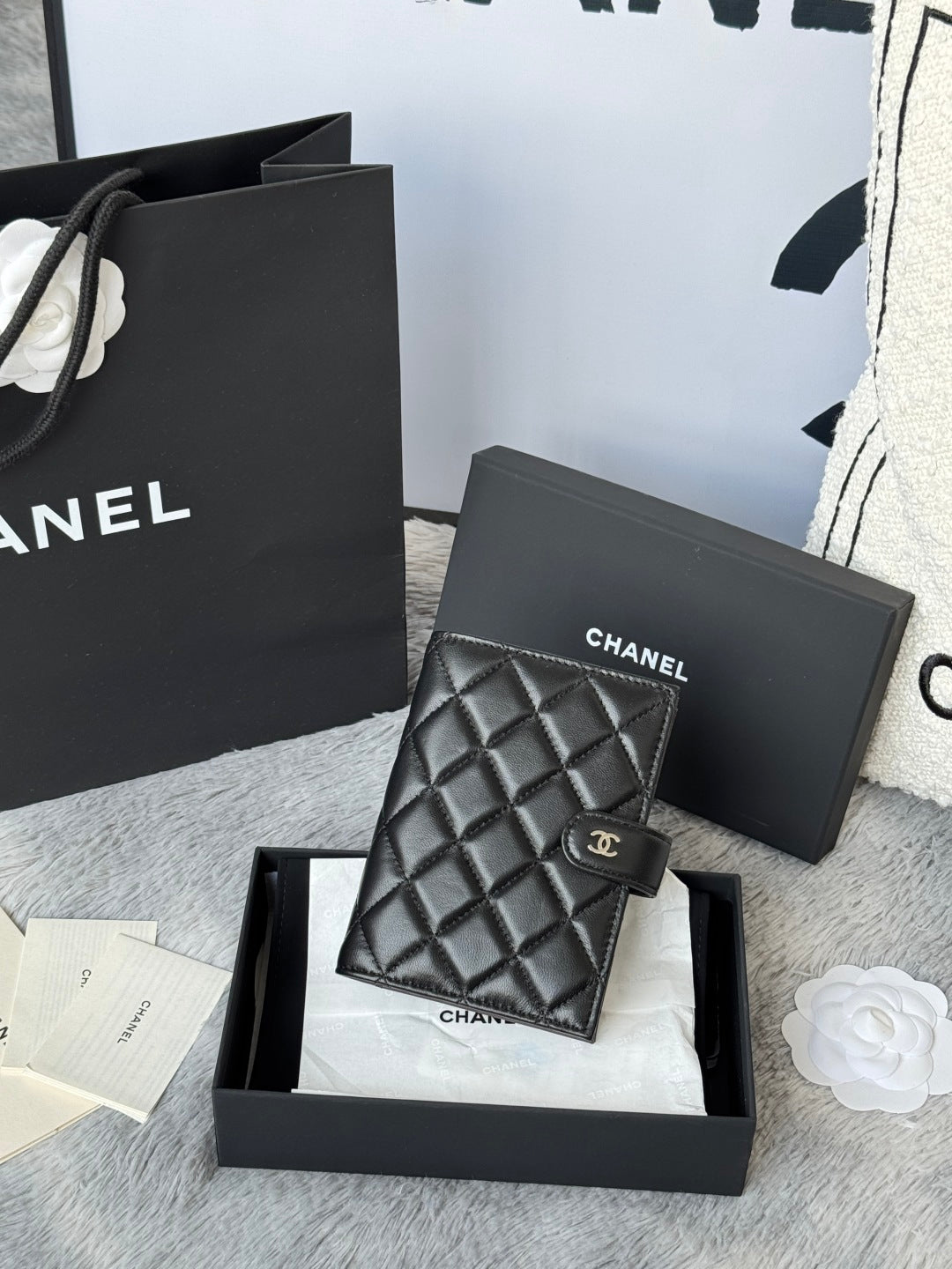 CHANEL 25S MULTI PURPOSE PASSPORT WALLET 15 IN BLACK LAMBSKIN SILVER HARDWARE