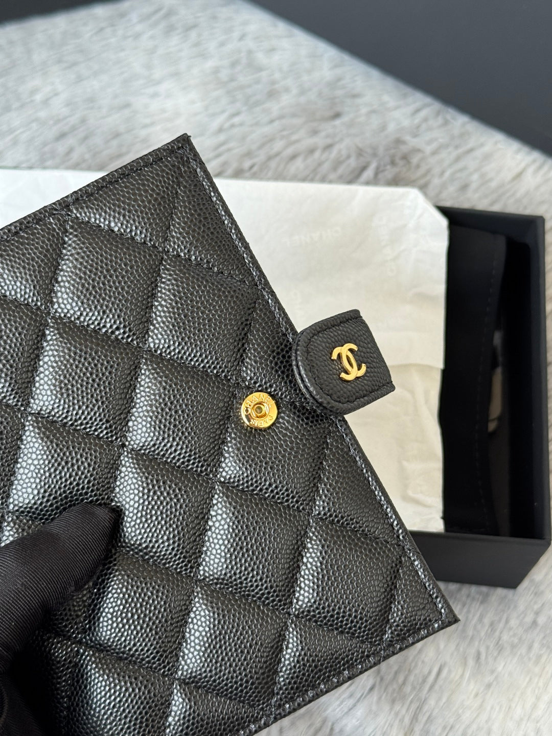 CHANEL 25S MULTI PURPOSE PASSPORT WALLET 15 IN BLACK CALFSKIN GOLD HARDWARE