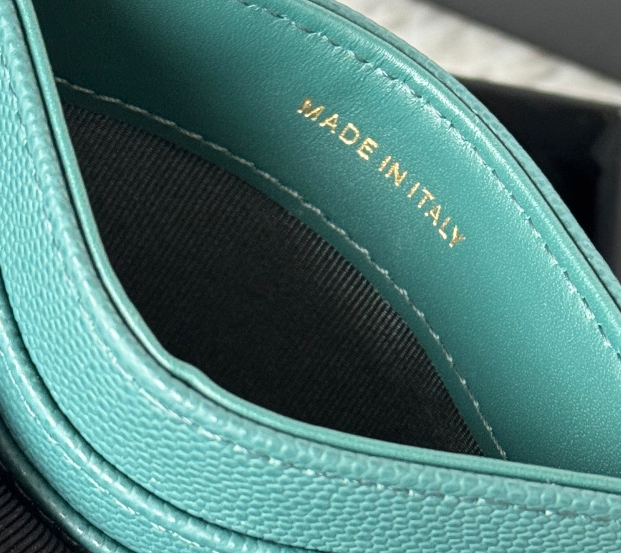 CHANEL 25S CARD HOLDER 11 IN TROPICAL TEAL CAVIAR GOLD HARDWARE