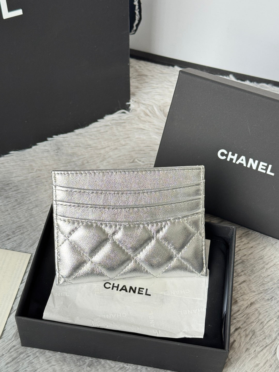 CHANEL 25S CARD HOLDER 11 IN SILVER LAMBSKIN GOLD HARDWARE