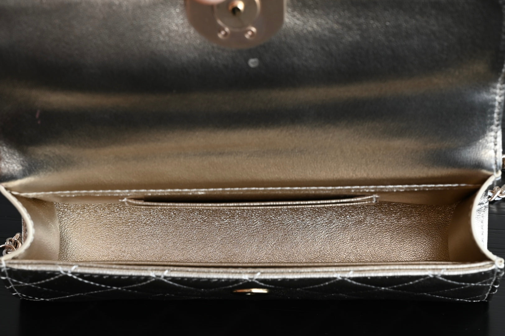 CHANEL 25S KELLY 18 CM IN GOLD LAMBSKIN