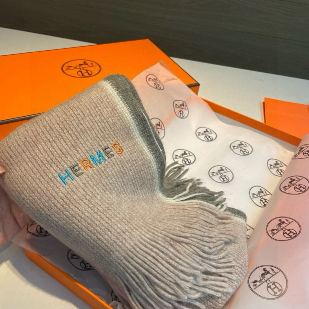 HERMES 25S SCARF 180 IN CASHMERE 989877