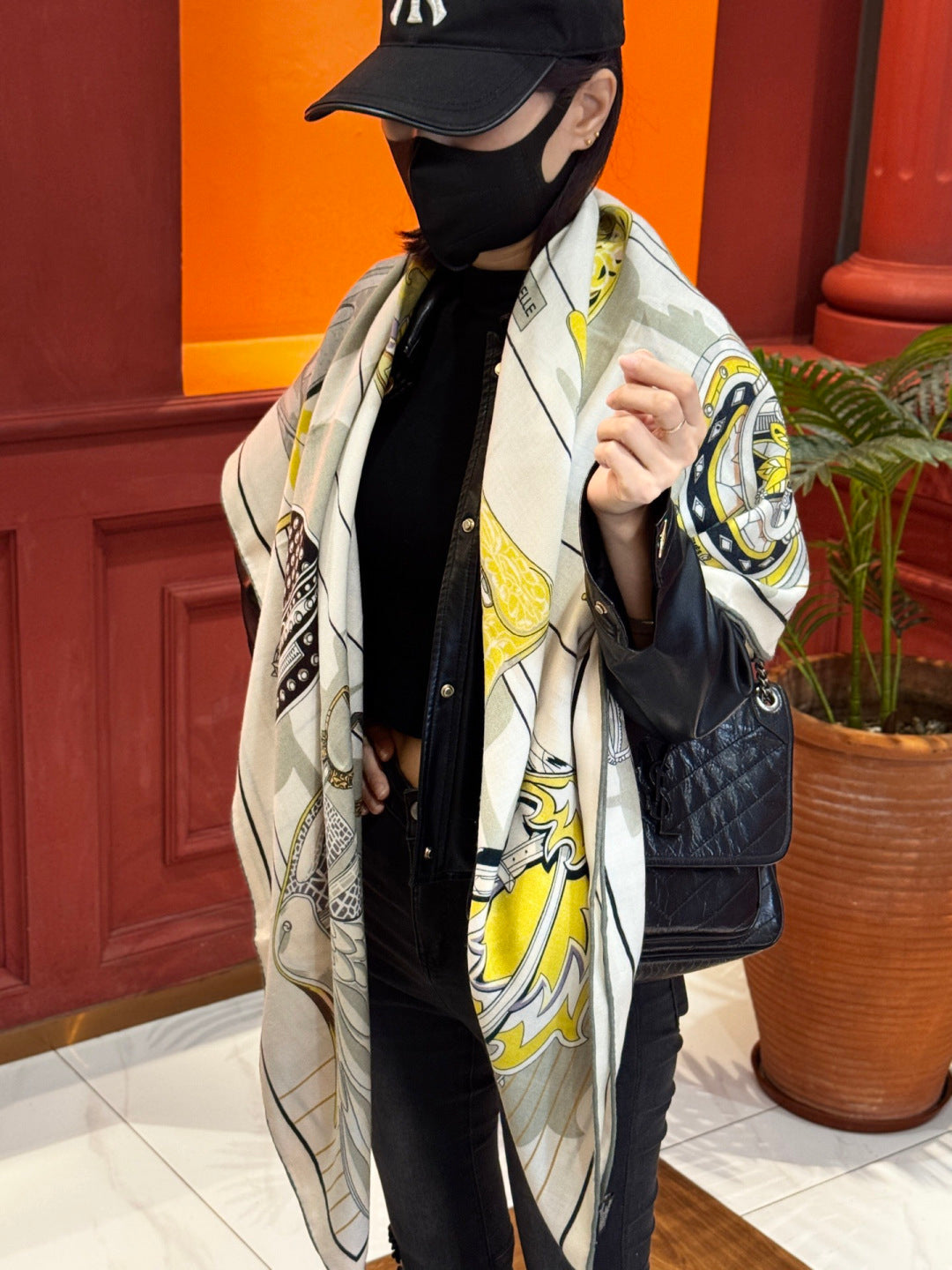 HERMES 25S SCARF 140 IN SILK CASHMERE 989483