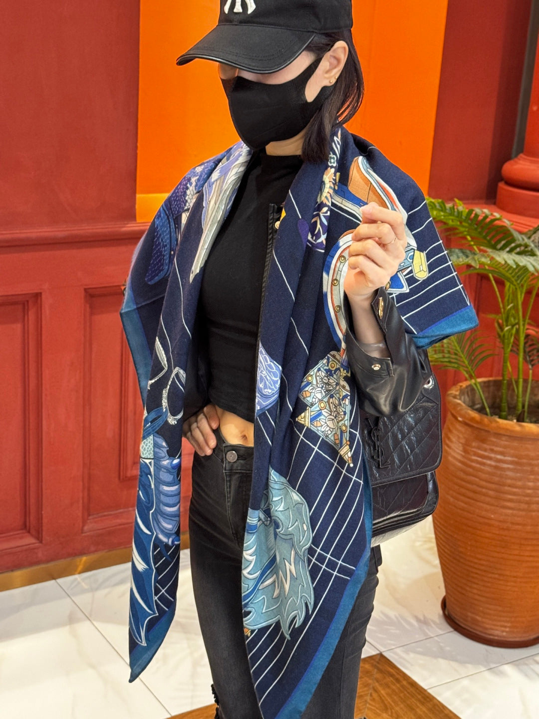 HERMES 25S SCARF 140 IN SILK CASHMERE 989486