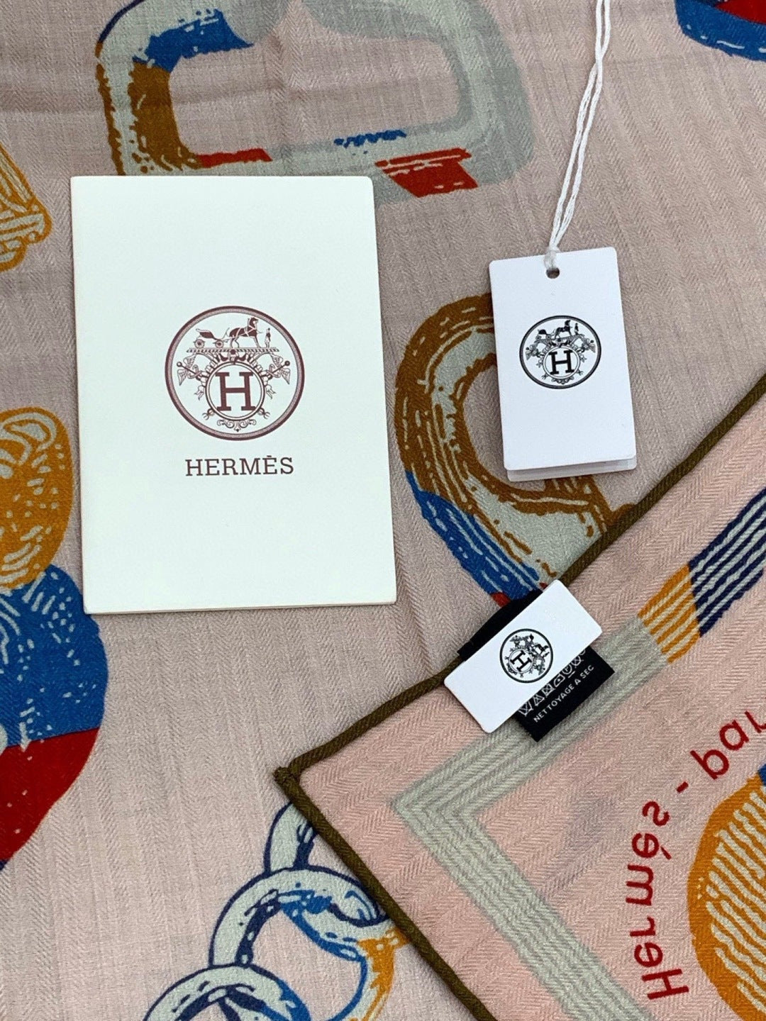 HERMES 25S SCARF 137 IN SILK CASHMERE 991691