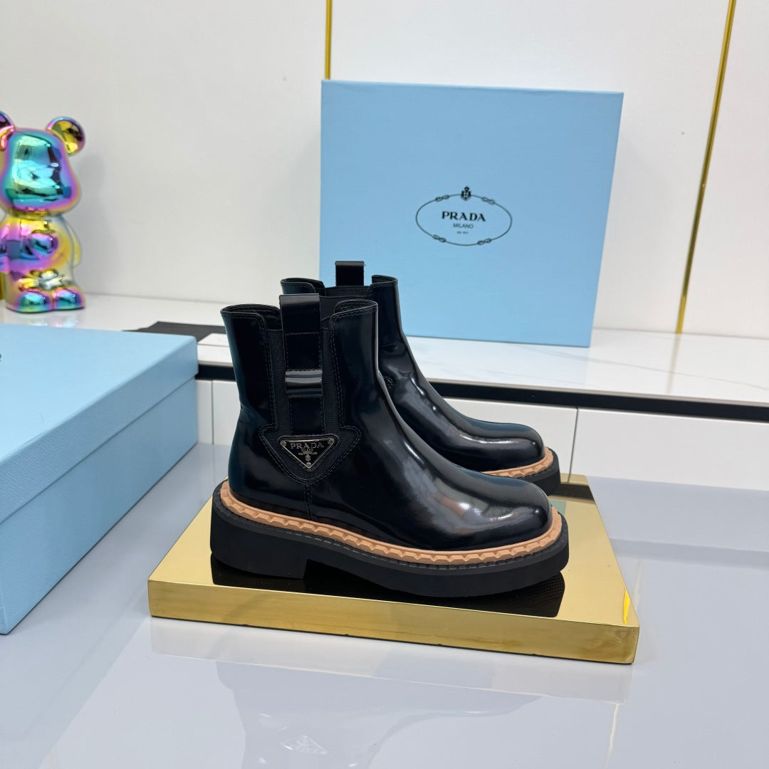 PRADA 25S CHELSEA BOOTS 50MM IN BLACK GLOSSY CALFSKIN