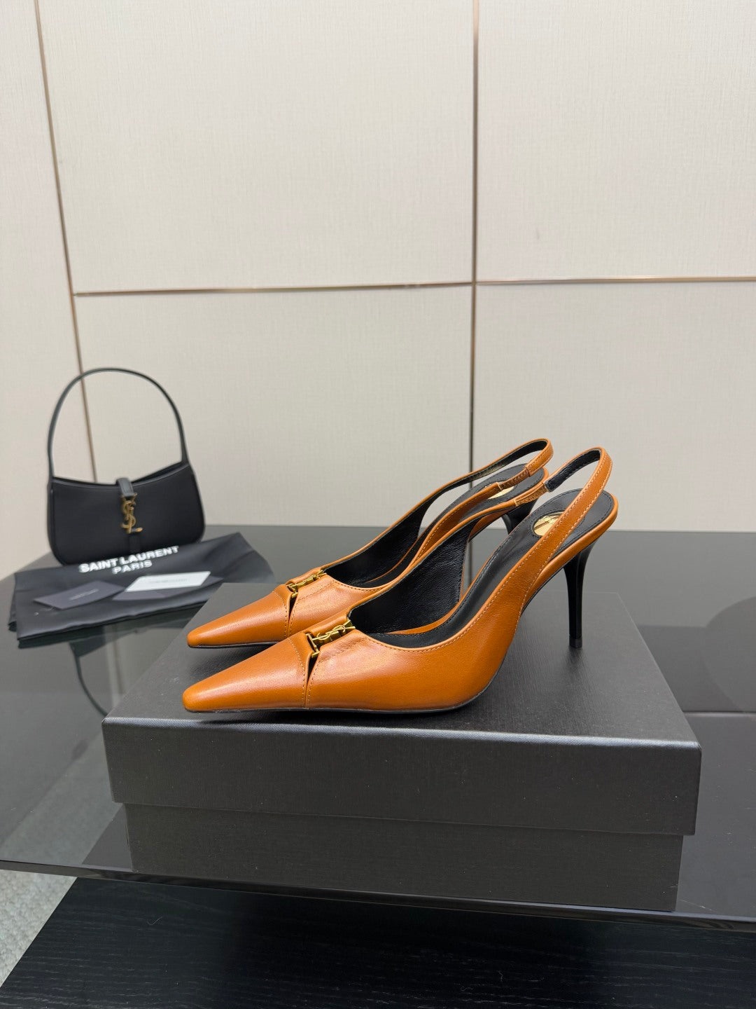 YSL 25S SLINGBACK HIGH HEELS 90 MM IN DARK ORANGE LAMBSKIN WITH GOLD HARDWARE STYLE 13