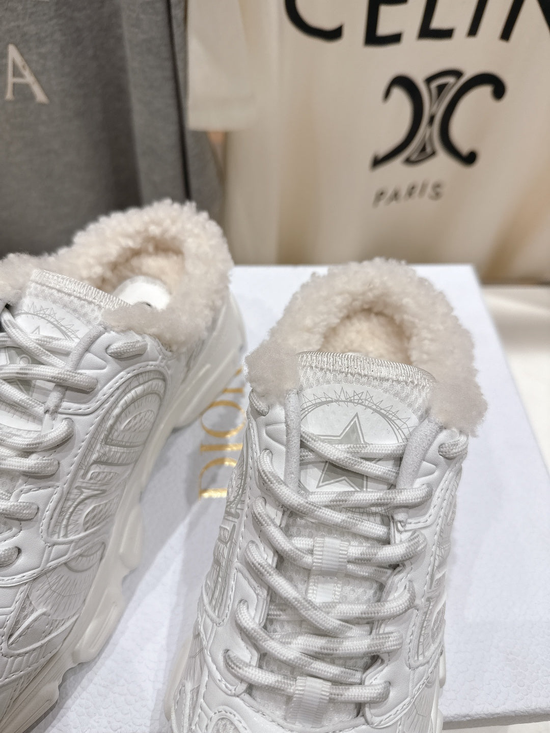DIOR CHRONO SNEAKER 25S IN WHITE LAMBSKIN AND MESH FABRIC STYLE 11