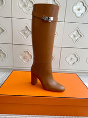 HM 25S TALL BOOTS 90 MM IN BROWN LAMBSKIN WITH SILVER HARDWARE