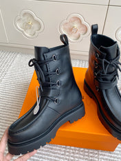 HM 25S ANKLE BOOTS IN BLACK LAMBSKIN