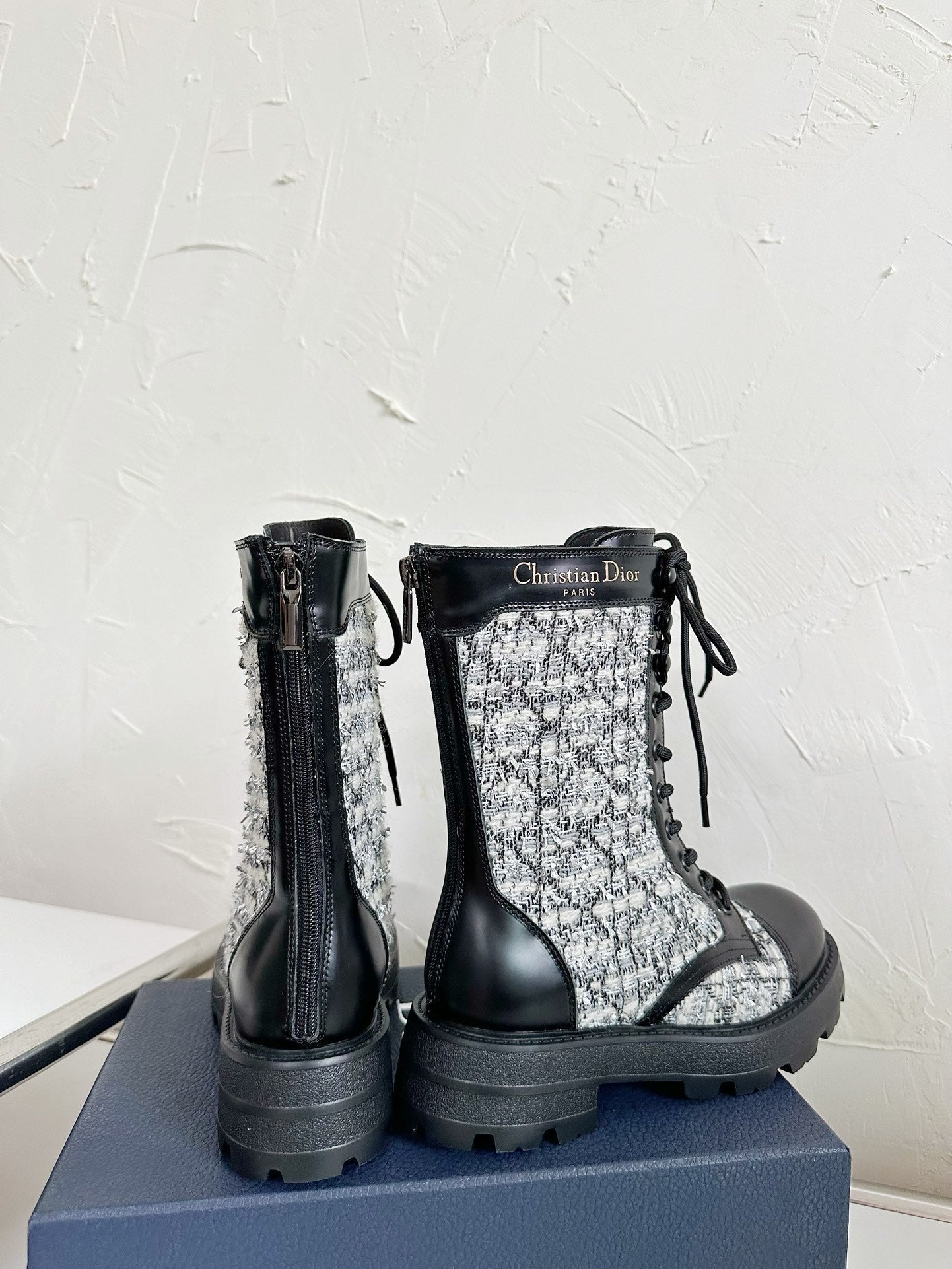 D-UNIT ANKLE BOOT BLACK CALFSKIN WITH WHITE AND BLACK CANNAGE TWEED