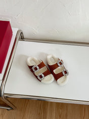 SLIDY VIV’ FUR STRASS BUCKLE MULES IN BROWN SUEDE AND CREAM SHEARLING INSOLE