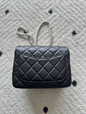 CHANEL 25S CLASSIC FLAP BAG MINI 18 IN BLACK LAMBSKIN WITH GOLD HARDWARE
