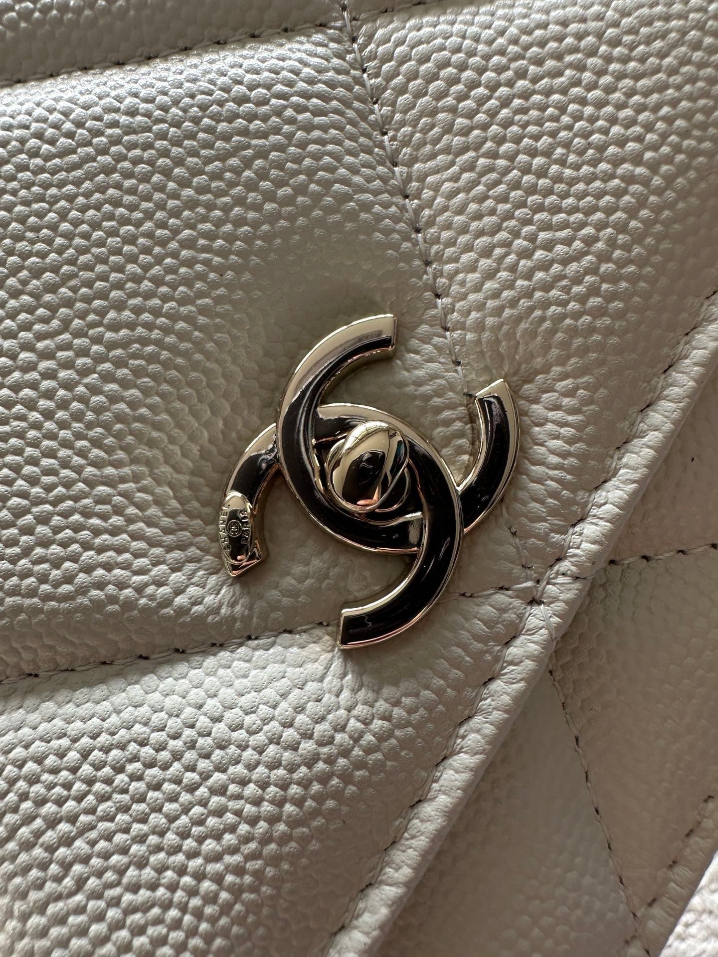 CHANEL 25S MINI FLAP BAG 19 IN WHITE CAVIAR LEATHER