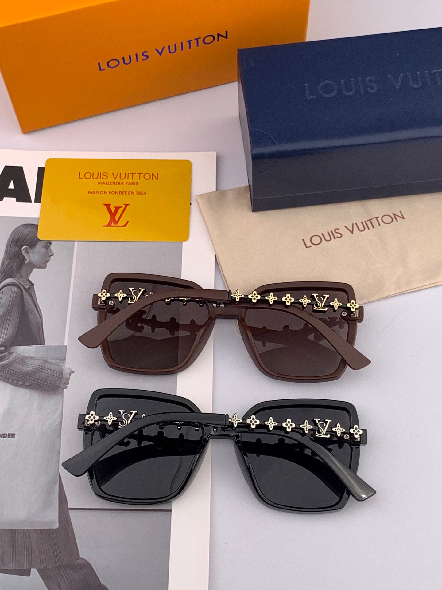 SQUARE SUNGLASSES L3992 IN ACETATE EMBOSSED LOGO