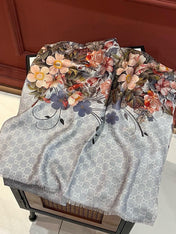 GUCCI 25S SCARF 200 IN CASHMERE 733884