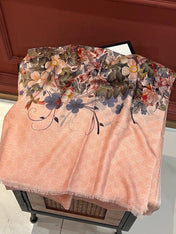 GUCCI 25S SCARF 200 IN CASHMERE 733885