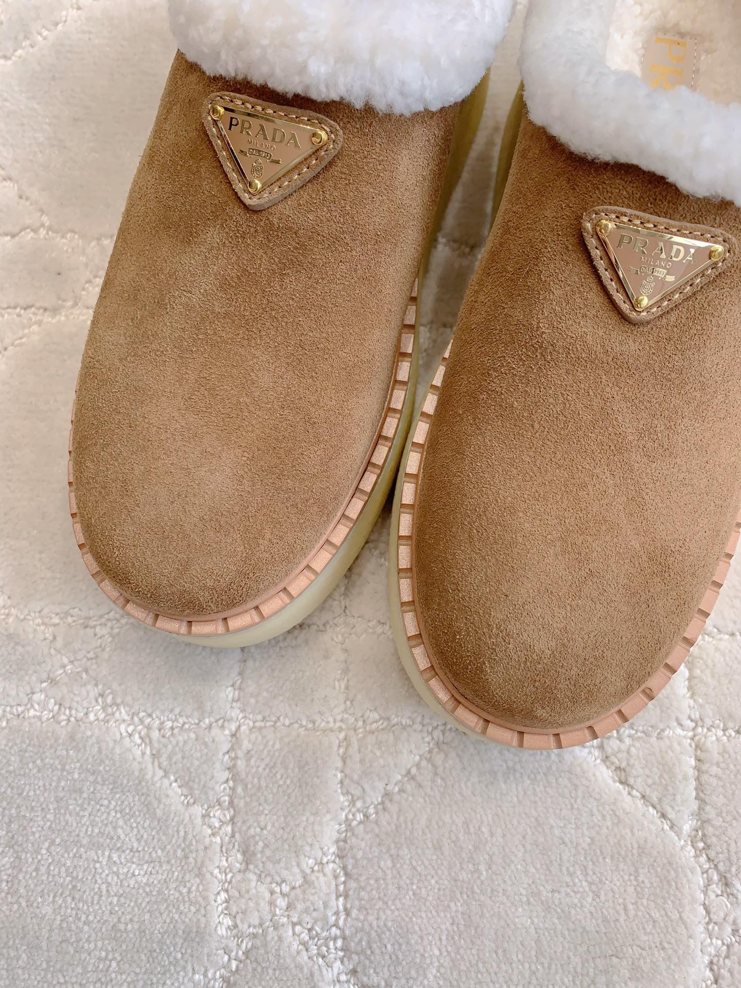 PRA MULES SHEARLING LINING IN TAN SUEDE