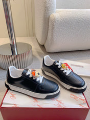 VIV' SKATE SNEAKERS IN BLACK CALFSKIN CARTOON CHARMS