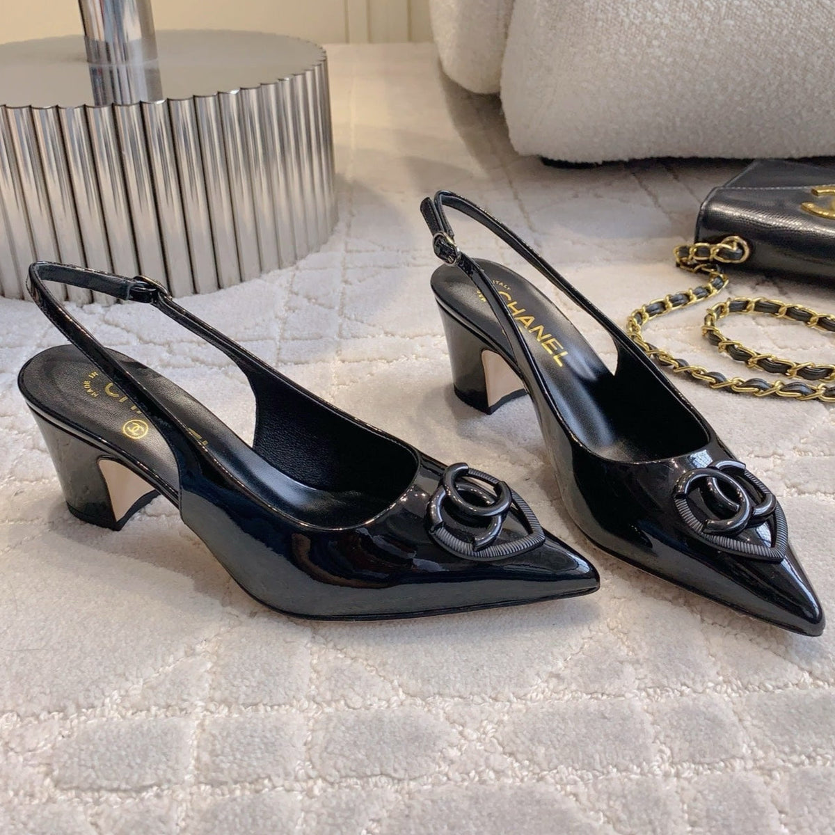 HIGH SLINGBACKS 65 MM IN BLACK PATENT CALFSKIN