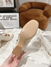 TRÈS VIVIER MARY JANE DOUBLE-STRAP PUMPS IN OFF WHITE PATENT CALFSKIN