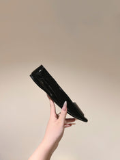 BALLERINA FLATS IN BLACK PATENT CALFSKIN