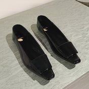 BALLERINA FLATS IN BLACK PATENT CALFSKIN