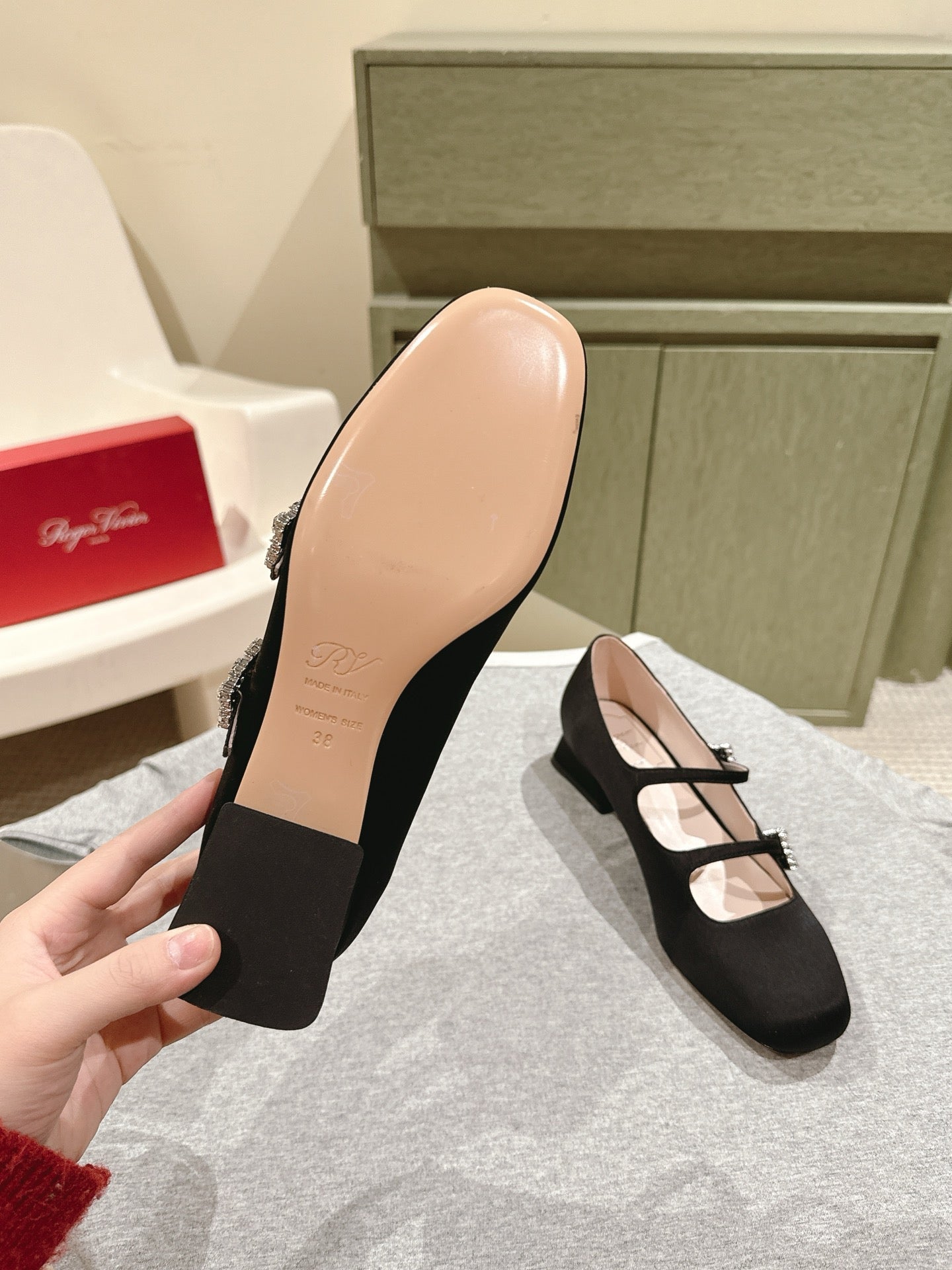 TRÈS VIVIER MARY JANE DOUBLE-STRAP IN BLACK SILK