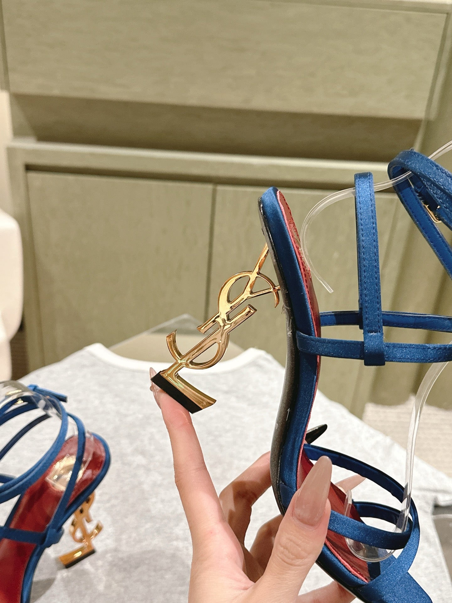 YSL 25S HIGH-HEEL SANDALS 100 MM IN DEEP NAVY BLUE SATIN WITH YSL LOGO HEEL DESIGN IN GOLD