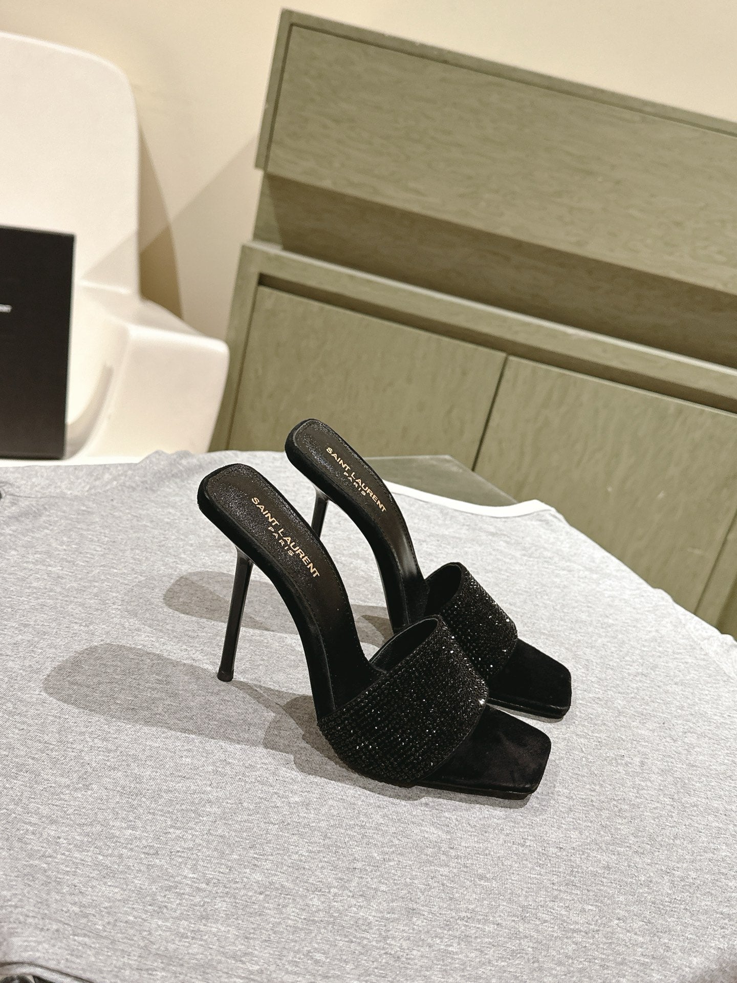 YSL 25S HEELED SANDALS 100 MM IN BLACK LAMBSKIN WITH RHINESTONE-EMBELLISHED STRAP