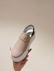 THICK-SOLED ELASTIC BACKLESS SHOES MONGOOSE BEIGE SHINY CALFSKIN