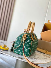SPEEDY P9 BANDOULIÈRE 25 IN GREEN MONOGRAM CANVAS GOLD HARDWARE