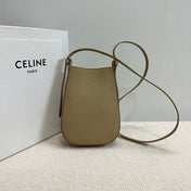 PHONE POUCH HELOISE 19 IN DONKEY BROWN SUPPLE CALFSKIN