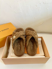 LV BLISS COMFORT MULE IN CHOCOLATE BROWN SHEARLING