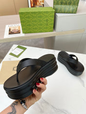THONG PLATFORM 5 CM IN BLACK IMPORTED TPU