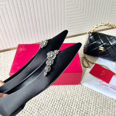 EFFLORESCENCE BALLERINAS IN BLACK SATIN