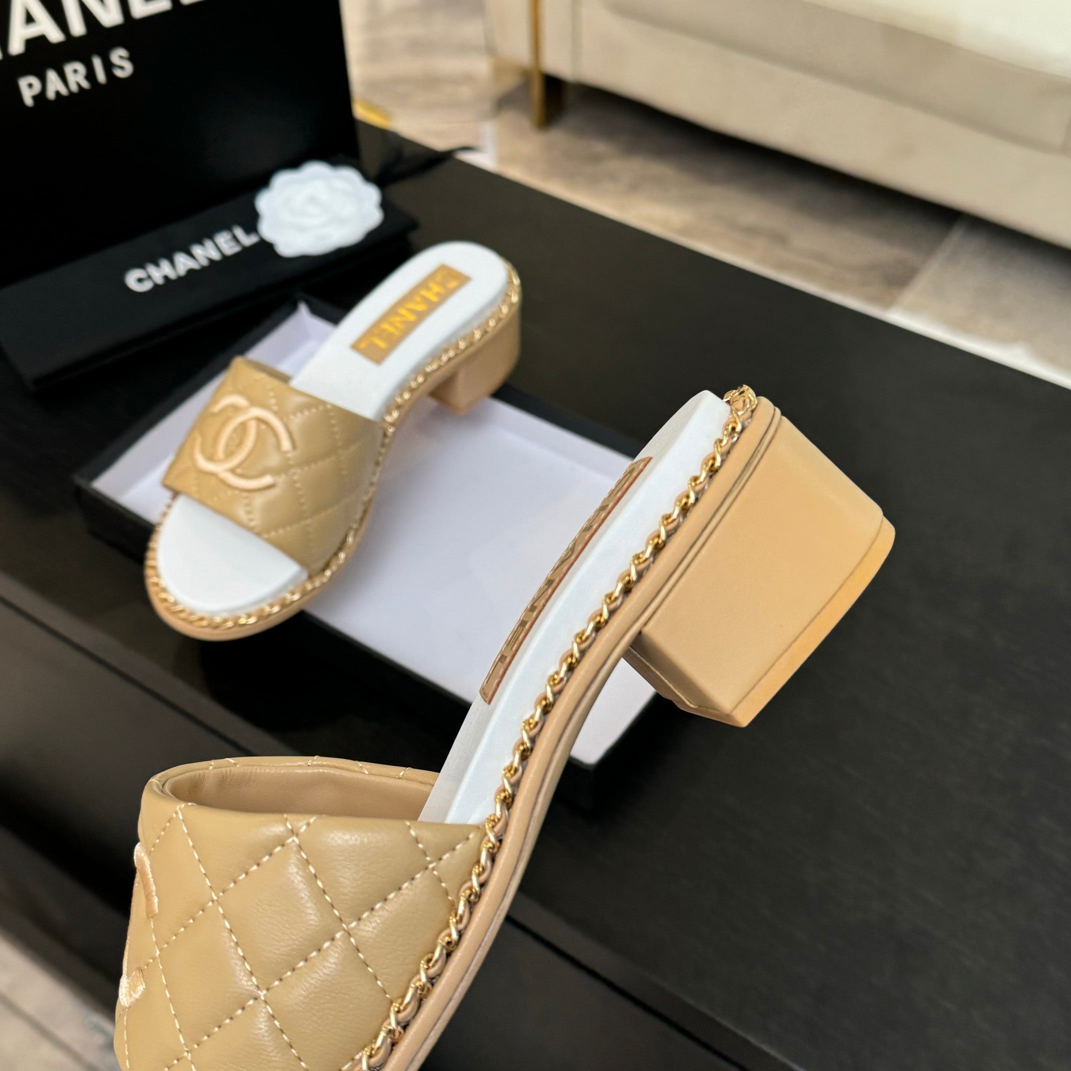 HIGH FLATFORM SLIPPER IN DIJON YELLOW EMBOSSED SHEEPSKIN