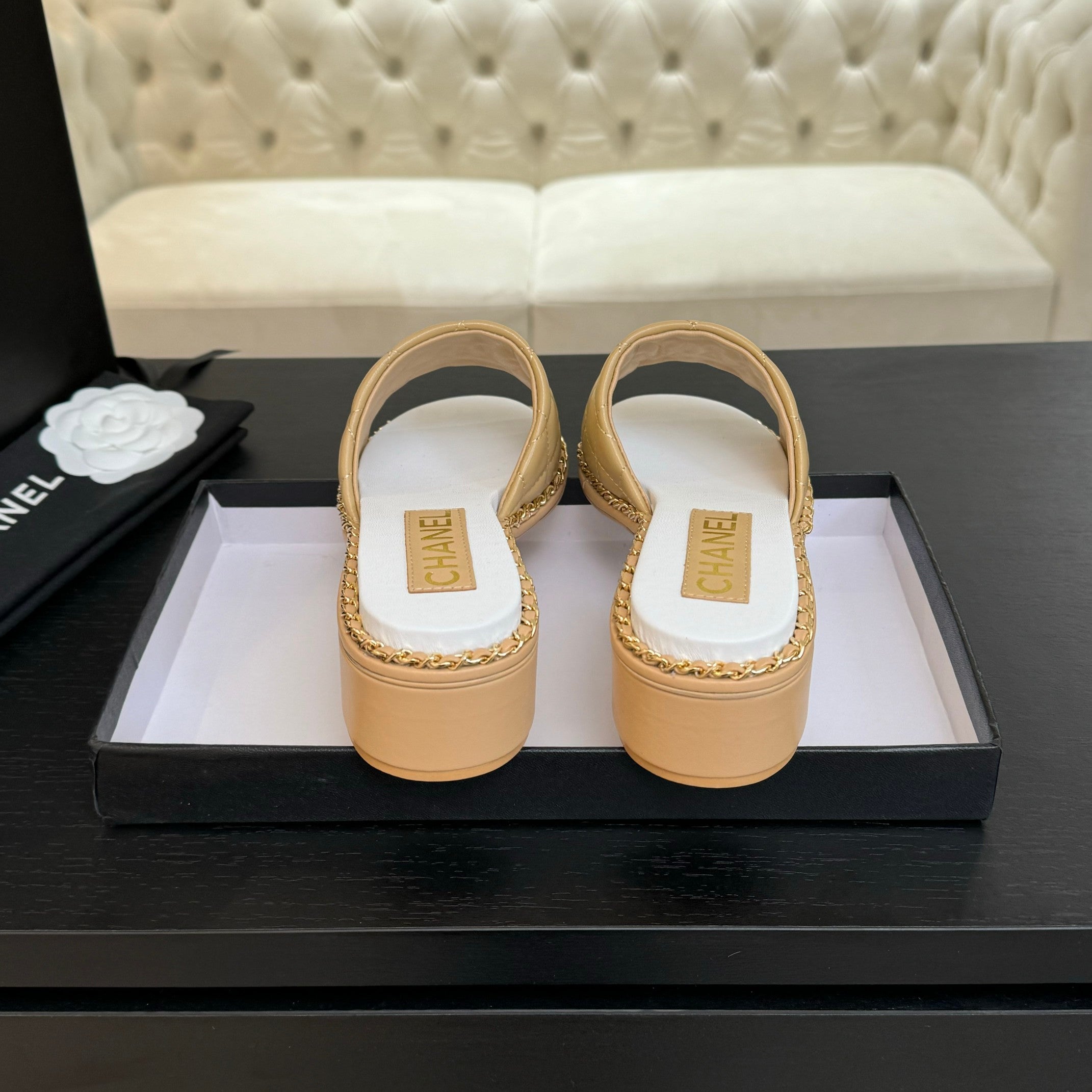 HIGH FLATFORM SLIPPER IN DIJON YELLOW EMBOSSED SHEEPSKIN