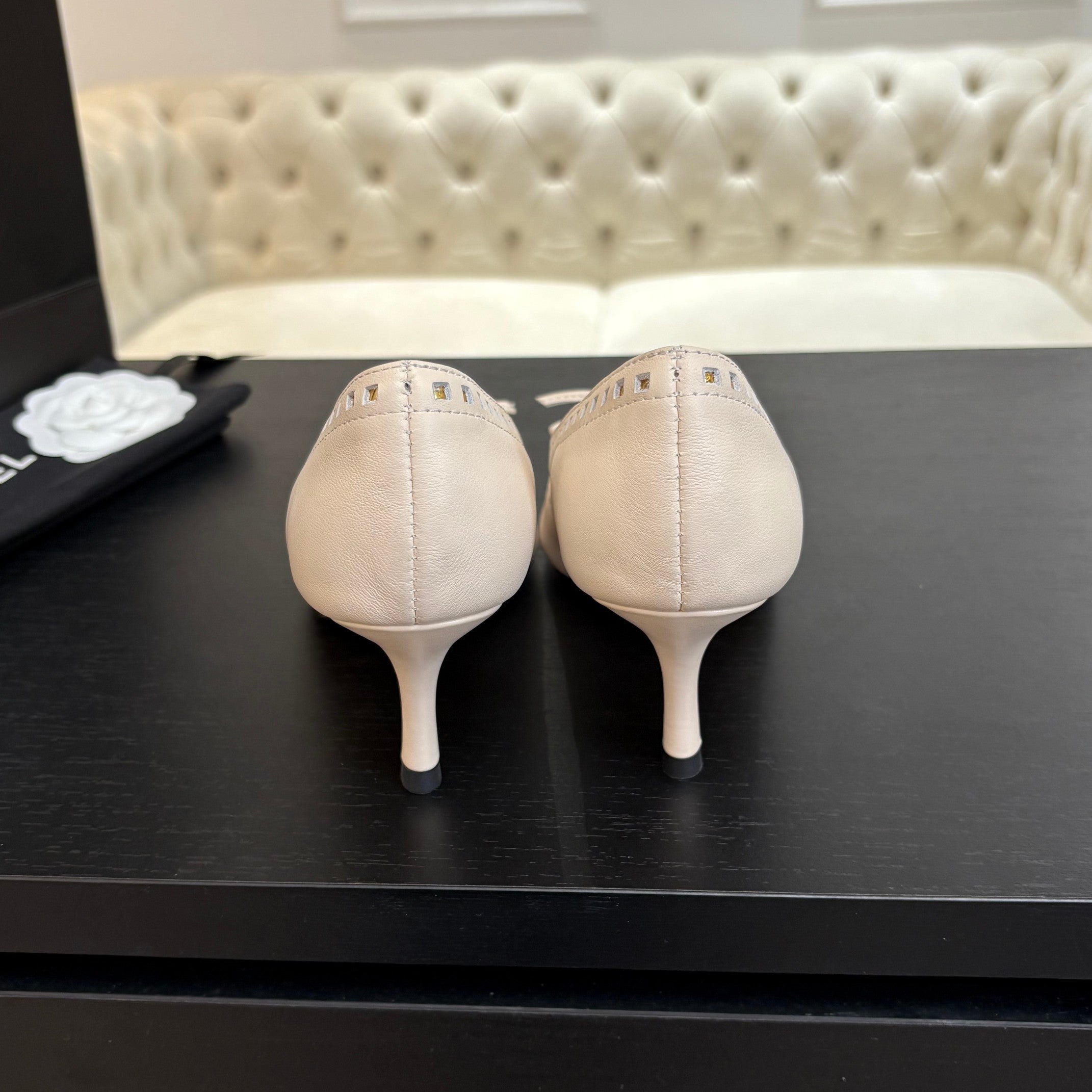 HIGH HEEL PUMP 65 MM IN WHITE CREAM LAMBSKIN
