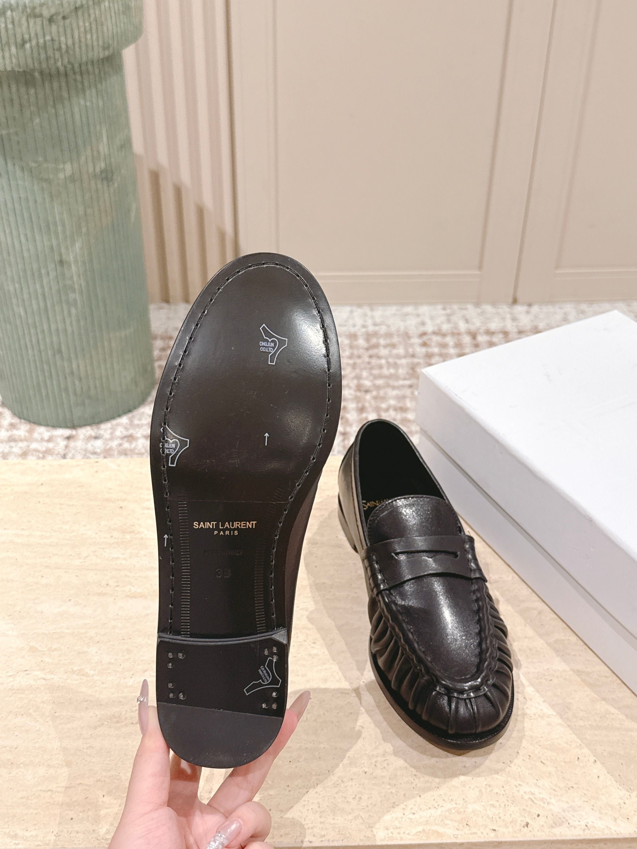 SL MOCCASINS LOAFER IN BLACK CALFSKIN