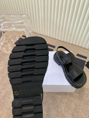 ROMAN SANDAL IN BLACK CALFSKIN
