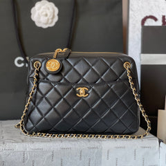 CAMERA BAG 24 IN BLACK QUILTED LAMBSKIN DOUBLE C GOLD COIN