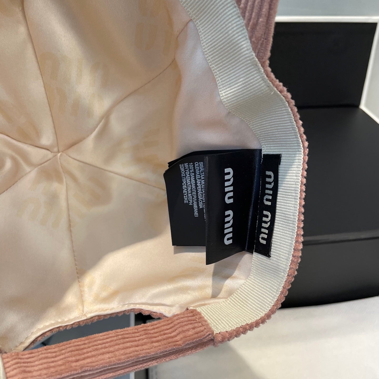 MM BASEBALL CAP IN PEACHY PINK VELVET