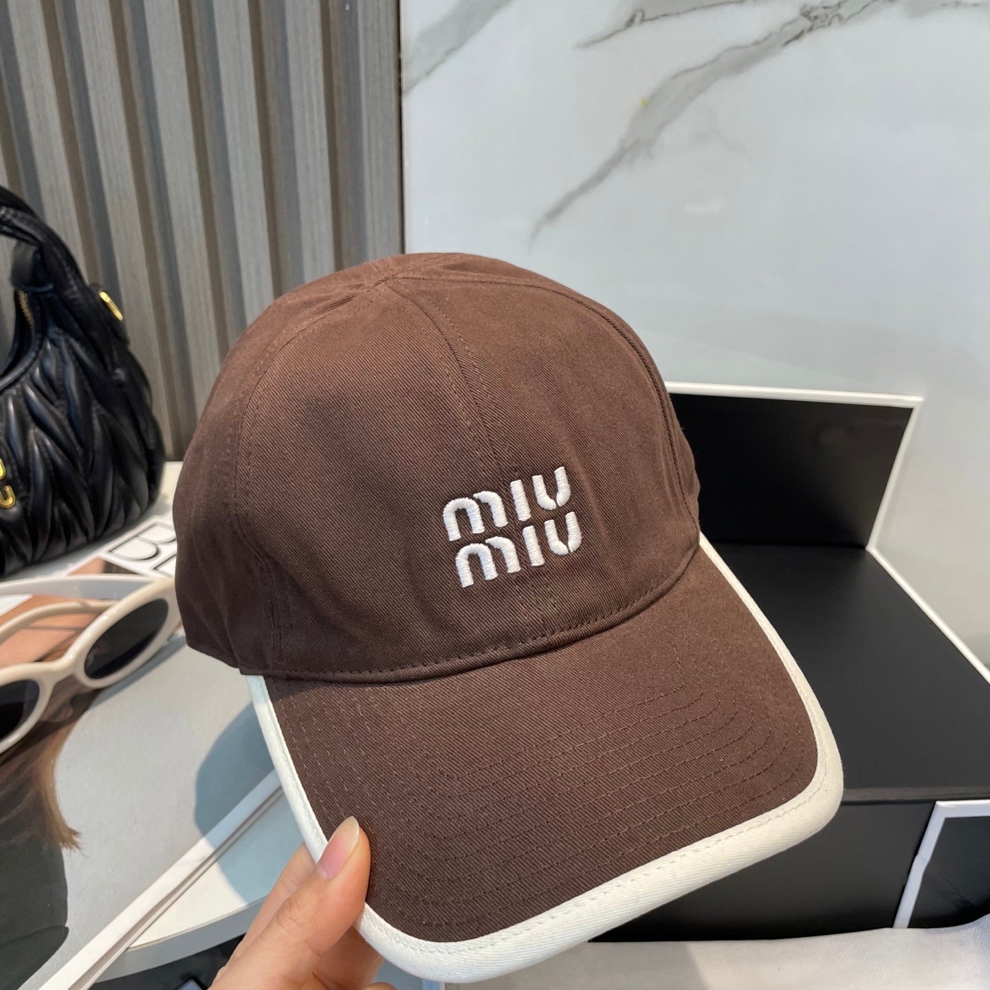 MM BASEBALL CAP IN BROWN FABRIC STYLE 6