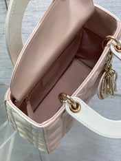 MEDIUM LADY BAG 20 IN BABY PINK QUILTED MACROCANNAGE CALFSKIN WHITE STRAP