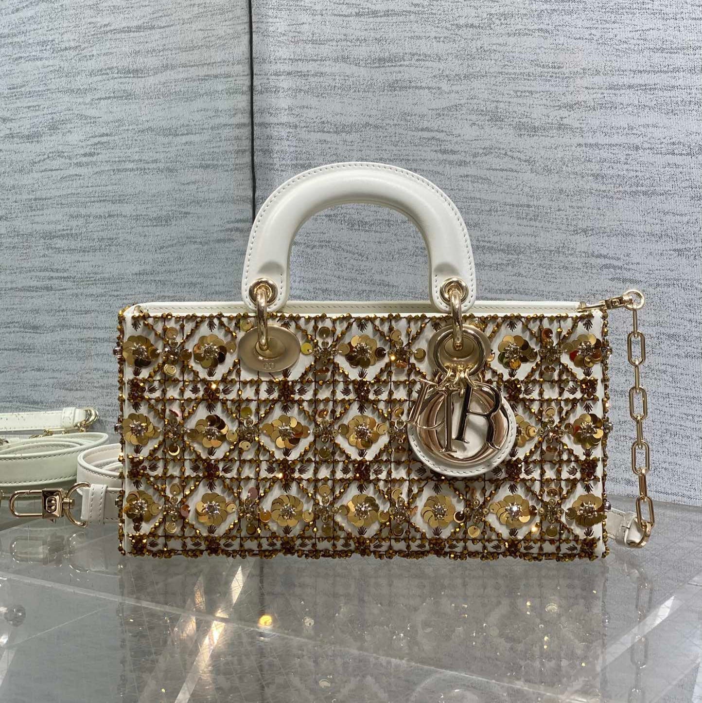 DIOR 25S SMALL LADY - JOY BAG 26 IN LATTE CANNAGE CALFSKIN WITH SPARKLING