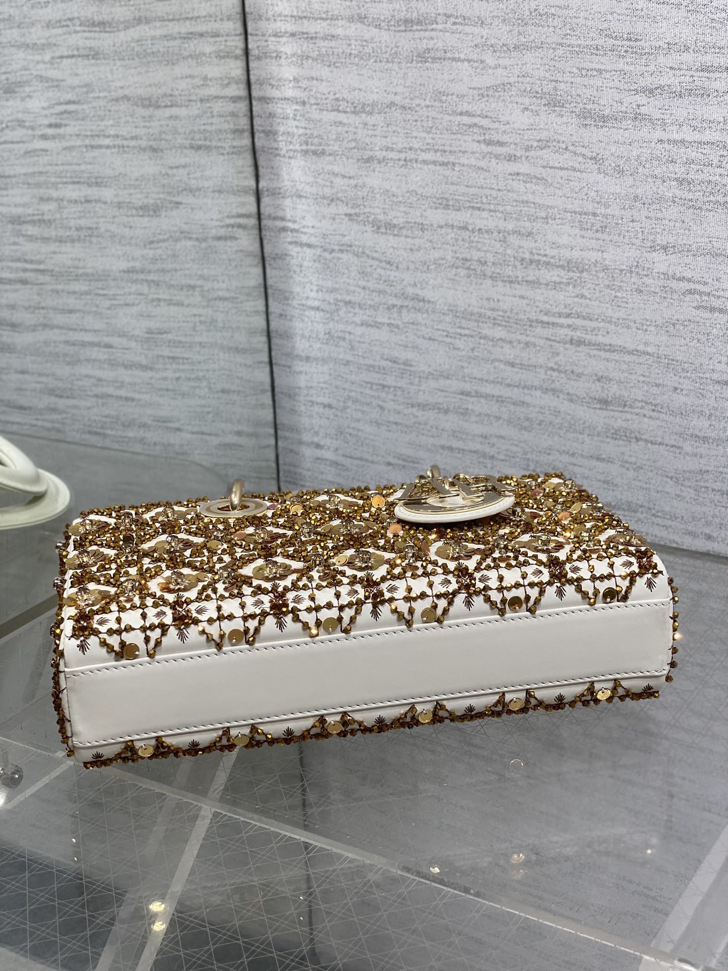 DIOR 25S SMALL LADY - JOY BAG 26 IN LATTE CANNAGE CALFSKIN WITH SPARKLING